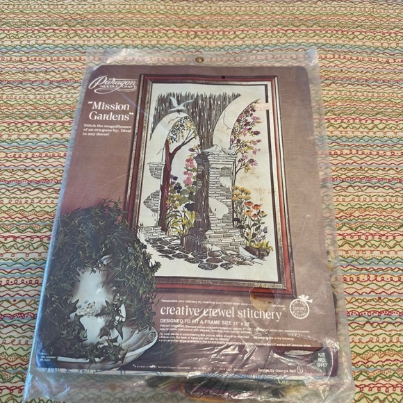 Paragon Mission Gardens Creative Crewel Stitchery Kit New in Bag 14"x24" - Picture 1 of 8